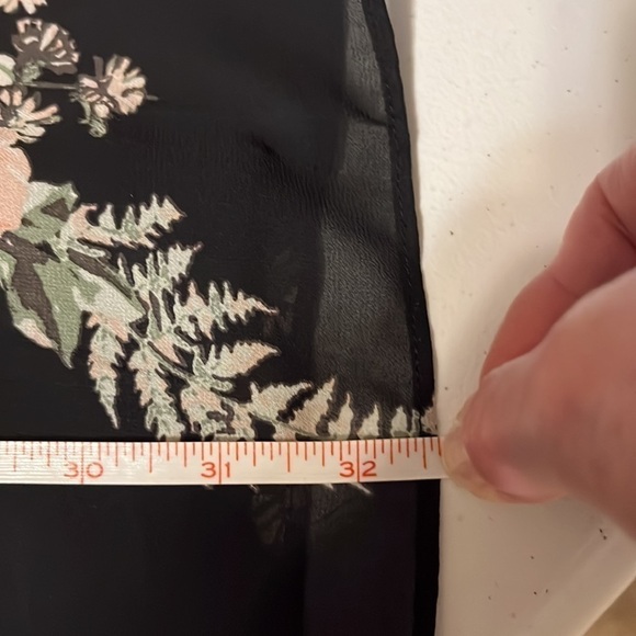 BCBG shift dress, black with pink florals, sz small - Picture 9 of 9